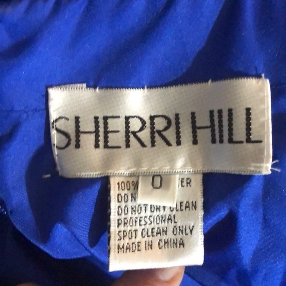 Sherri Hill: Homecoming or party dress - Picture 4 of 5